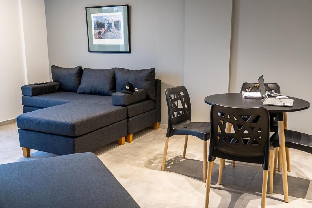 Tempo Quiros Apartment Cordoba Bagian luar foto